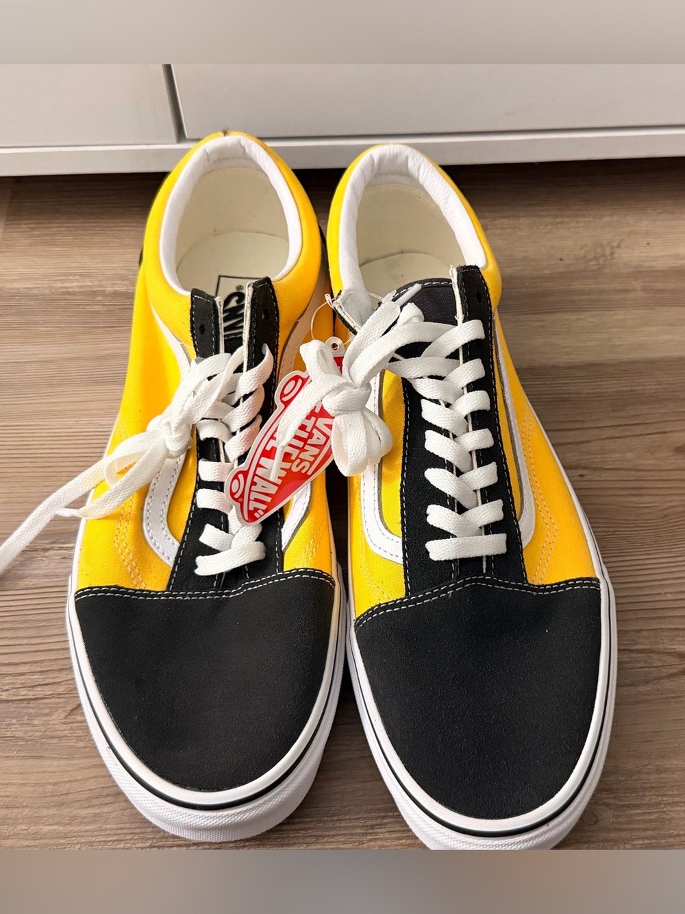 Vans Old Skool Sneakers in Yellow and Black with White Stripe